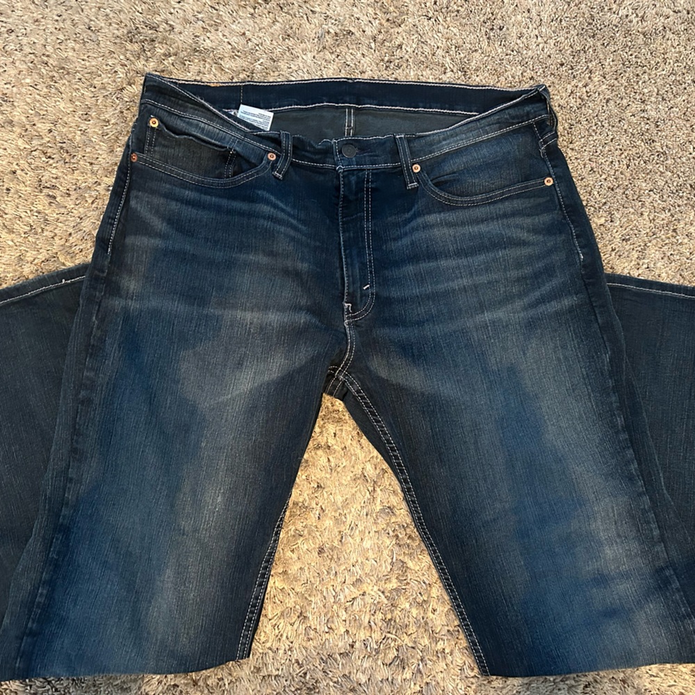Men's Levi Jeans
